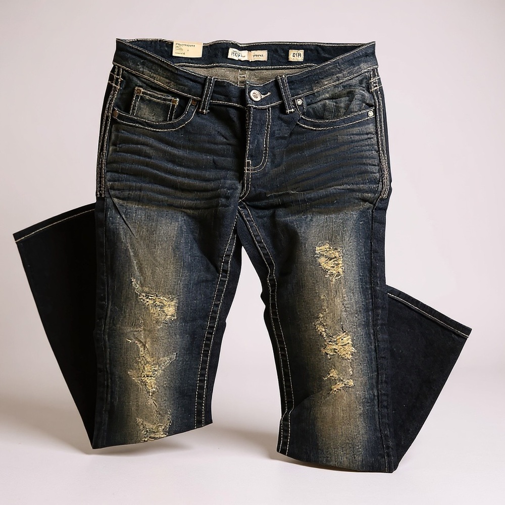 BKE Women's Faded Blue Bootcut Jeans NWT